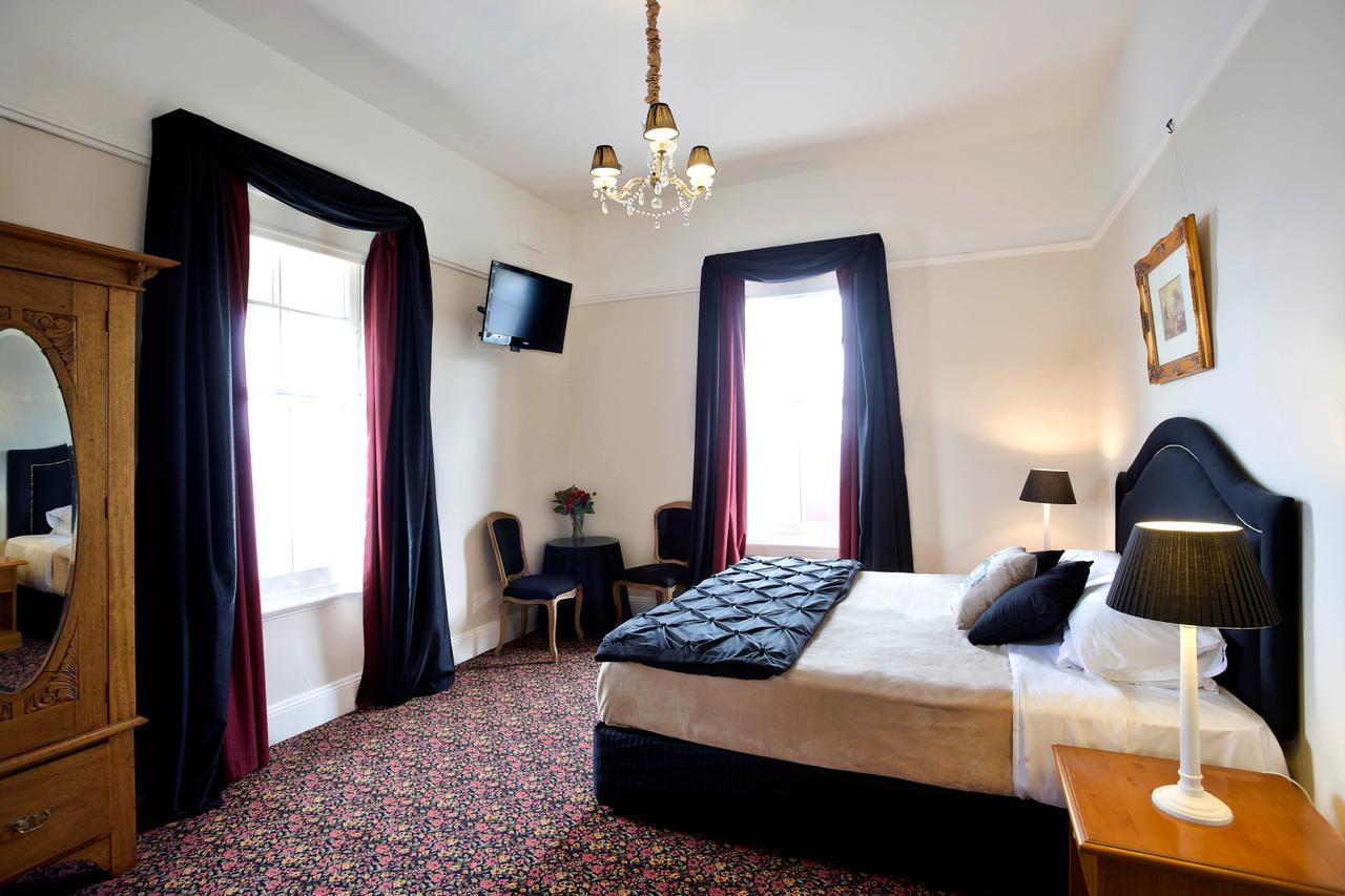 Alexandra Hotel ルーラ エクステリア 写真